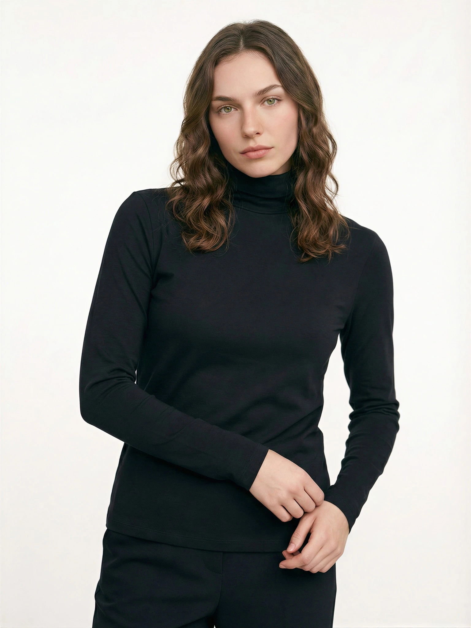 Водолазка черного цвета из смесового хлопка